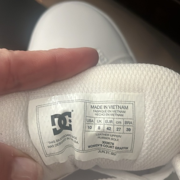 Beautiful running shoes never wear - Picture 5 of 5